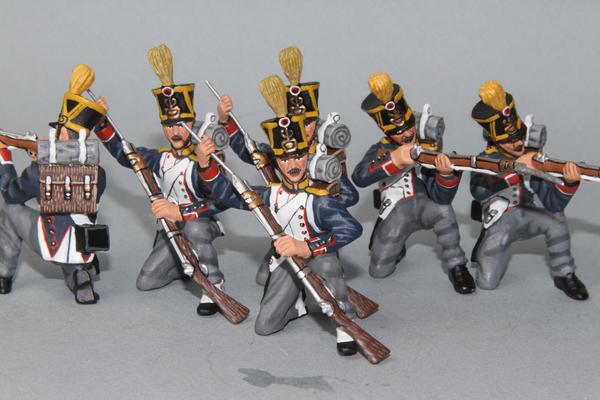 FV1 - French 54th Voltigeur Company, Firing and Loading. Frontline Napoleonic - Piers Christian Toy Soldiers - 1