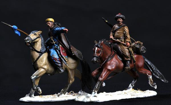 MMSP10 - Set of two Charging Russian Cavalry, Retreat from Moscow by Manes Marzano - Piers Christian Toy Soldiers